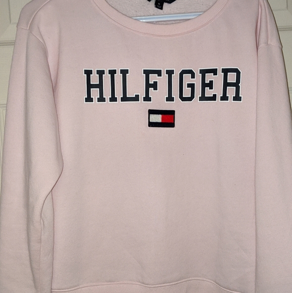 Tommy Hilfiger sweatshirt! - Picture 1 of 2